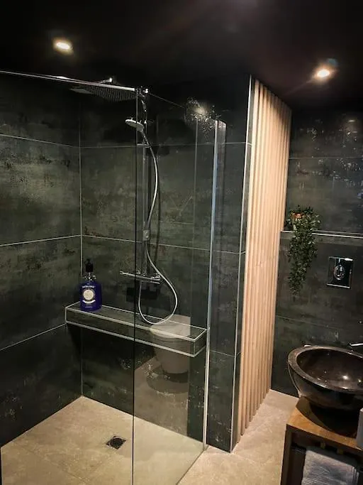 Suite Luxueuse Jacuzzi Suite Amantis By Noma سانت شاموند فرنسا