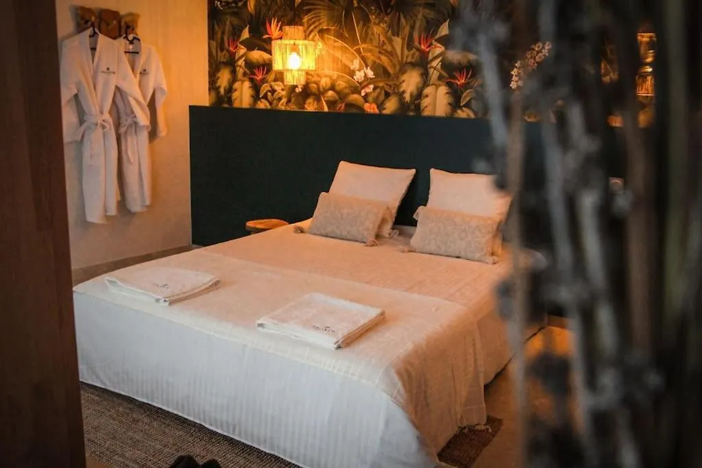 شقة Suite Luxueuse Jacuzzi Suite Amantis By Noma سانت شاموند فرنسا